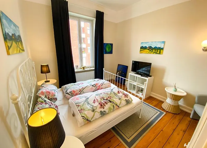 VILLA HanseART Lübeck - Privatzimmer in zentraler Lage